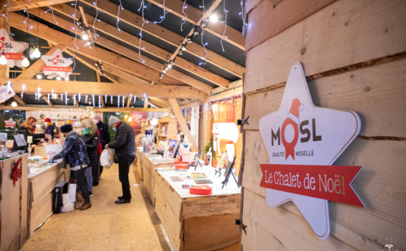 Chalet de Noël Qualité MOSL